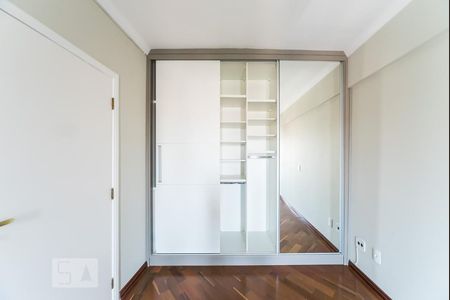 Apartamento à venda com 127m², 3 quartos e 2 vagas Apartamento à venda com 127m², 3 quartos e 2 vagasQuarto 2