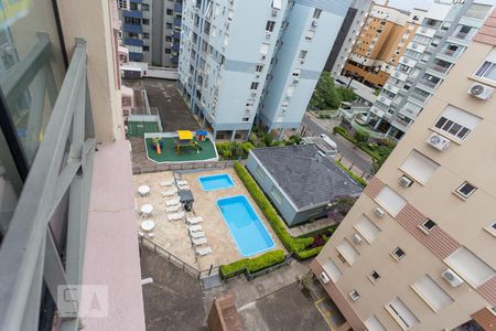 Vista da varanda para área comum do condomínio de apartamento à venda com 3 quartos, 94m² em Boa Vista, Porto Alegre