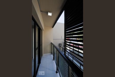 Varanda de kitnet/studio para alugar com 1 quarto, 38m² em Santo Amaro, São Paulo