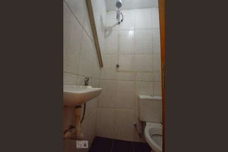 Banheiro comum de apartamento para alugar com 1 quarto, 37m² em Consolação, São Paulo