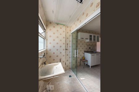 Apartamento para alugar com 76m², 2 quartos e 1 vaga