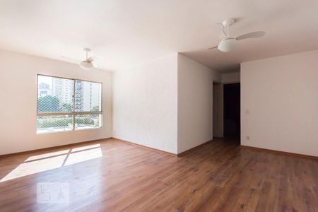 Apartamento para alugar com 76m², 2 quartos e 1 vaga
