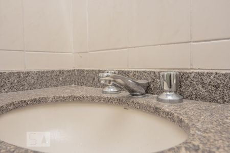 Apartamento à venda com 65m², 2 quartos e 2 vagasBanheiro