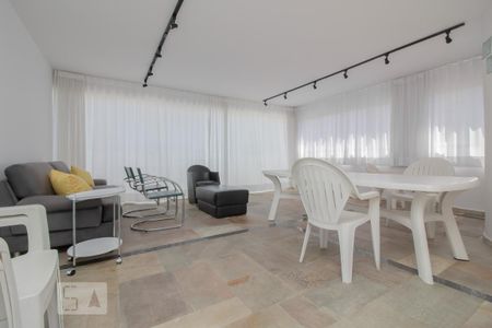 Apartamento à venda com 65m², 2 quartos e 2 vagasSalão de festas
