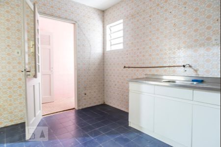 Apartamento à venda com 95m², 3 quartos e sem vaga Apartamento à venda com 95m², 3 quartos e sem vagaCozinha