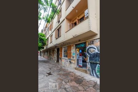 Apartamento à venda com 95m², 3 quartos e sem vaga Apartamento à venda com 95m², 3 quartos e sem vagaFachada