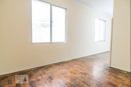 Apartamento à venda com 95m², 3 quartos e sem vaga Apartamento à venda com 95m², 3 quartos e sem vagaSala