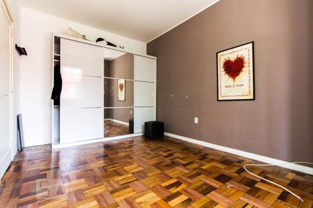 Quarto de apartamento à venda com 1 quarto, 54m² em Petrópolis, Porto Alegre