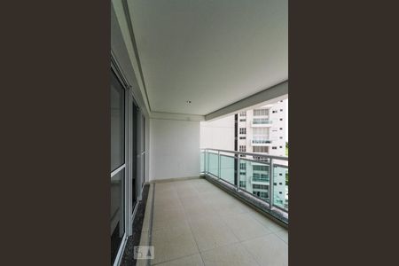 Apartamento para alugar com 123m², 3 quartos e 2 vagasVaranda