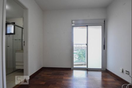Apartamento à venda com 192m², 4 quartos e 3 vagas Apartamento à venda com 192m², 4 quartos e 3 vagasSuíte 02