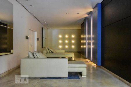 Apartamento à venda com 192m², 4 quartos e 3 vagas Apartamento à venda com 192m², 4 quartos e 3 vagasHall