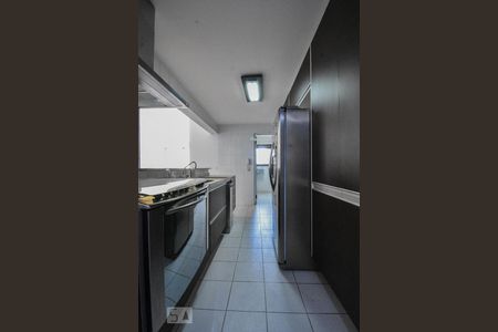 Apartamento à venda com 192m², 4 quartos e 3 vagas Apartamento à venda com 192m², 4 quartos e 3 vagasCozinha