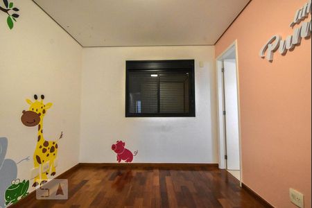 Apartamento à venda com 192m², 4 quartos e 3 vagas Apartamento à venda com 192m², 4 quartos e 3 vagasSuíte 03