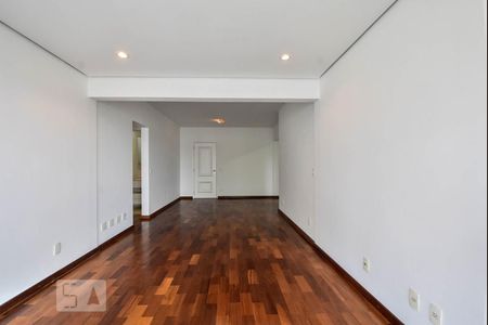 Apartamento para alugar com 96m², 2 quartos e 2 vagas Apartamento para alugar com 96m², 2 quartos e 2 vagasSala