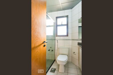 Apartamento à venda com 98m², 3 quartos e 2 vagas Apartamento à venda com 98m², 3 quartos e 2 vagasBanheiro