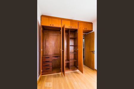 Apartamento à venda com 98m², 3 quartos e 2 vagas Apartamento à venda com 98m², 3 quartos e 2 vagasQuarto 2