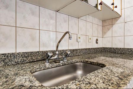 Apartamento à venda com 98m², 3 quartos e 2 vagas Apartamento à venda com 98m², 3 quartos e 2 vagasCozinha