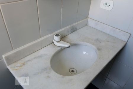 Banheiro (Torneira) de apartamento para alugar com 1 quarto, 50m² em Cambuci, São Paulo