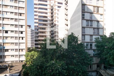 Quarto vista de apartamento para alugar com 1 quarto, 37m² em Jardim Paulista, São Paulo