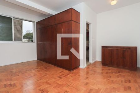 Casa à venda com 208m², 5 quartos e 4 vagasSuíte