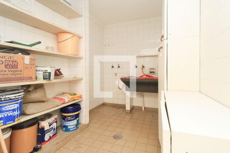 Casa à venda com 208m², 5 quartos e 4 vagasÁrea de Serviço