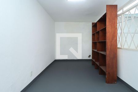 Casa à venda com 208m², 5 quartos e 4 vagasQuarto 4