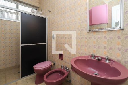 Casa à venda com 208m², 5 quartos e 4 vagasBanheiro da Suíte