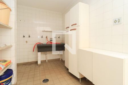 Casa à venda com 208m², 5 quartos e 4 vagasÁrea de Serviço