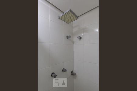 Banheiro de apartamento para alugar com 2 quartos, 80m² em Vila Suzana, São Paulo
