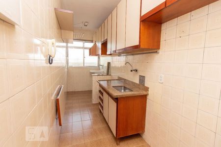 Apartamento à venda com 60m², 2 quartos e 1 vagaCozinha