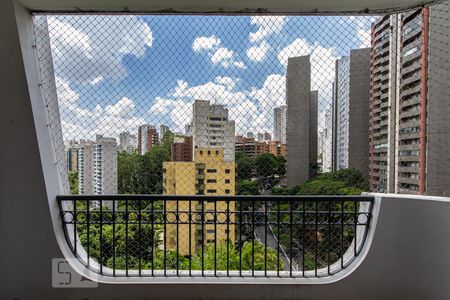 Sala (varanda/vista) de apartamento para alugar com 3 quartos, 163m² em Jardim Ampliação, São Paulo