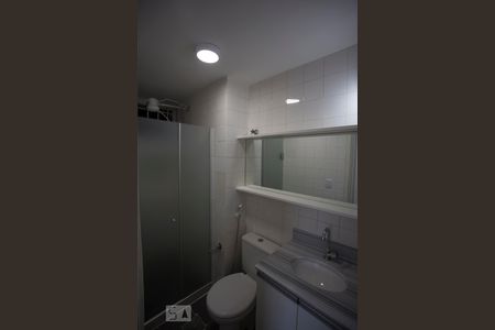 banheiro de apartamento à venda com 2 quartos, 64m² em Fonseca, Niterói