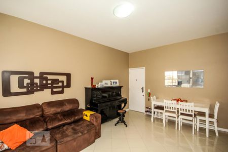 Apartamento à venda com 105m², 3 quartos e 1 vaga Apartamento à venda com 105m², 3 quartos e 1 vagaSala