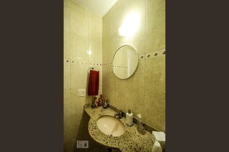 Banheiro de apartamento à venda com 3 quartos, 105m² em Copacabana, Rio de Janeiro