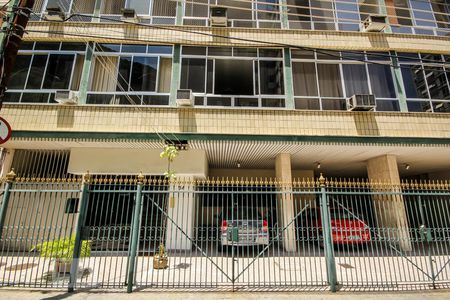 Apartamento à venda com 105m², 3 quartos e 1 vaga Apartamento à venda com 105m², 3 quartos e 1 vagaFachada