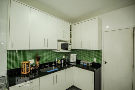 Apartamento à venda com 105m², 3 quartos e 1 vaga Apartamento à venda com 105m², 3 quartos e 1 vagaCozinha