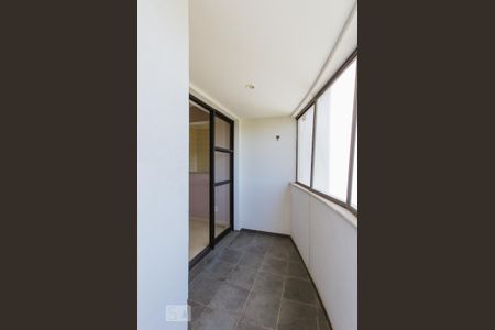 Varanda de apartamento para alugar com 2 quartos, 53m² em Jacarepaguá, Rio de Janeiro