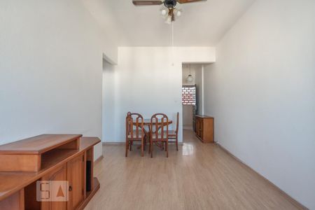Sala de apartamento para alugar com 1 quarto, 60m² em Centro, Rio de Janeiro