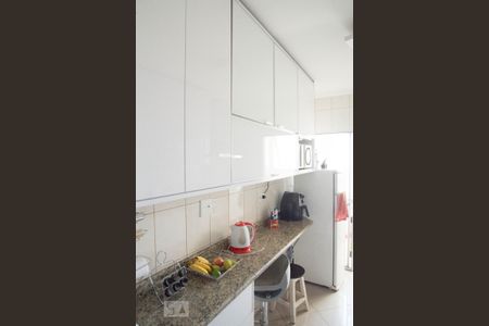 Apartamento à venda com 67m², 2 quartos e 1 vagaCozinha 