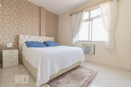 Quarto 1 de apartamento para alugar com 2 quartos, 61m² em Catete, Rio de Janeiro