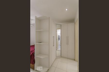 Apartamento à venda com 89m², 3 quartos e 2 vagasCloset