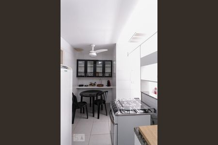 Apartamento à venda com 89m², 3 quartos e 2 vagasCozinha