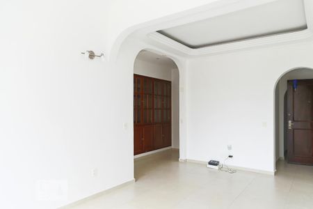 Apartamento à venda com 90m², 2 quartos e sem vagaSala