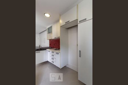 Cozinha de apartamento à venda com 1 quarto, 58m² em Jardim Ampliação, São Paulo