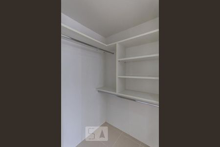 Apartamento para alugar com 58m², 1 quarto e 2 vagasSuíte (canto closet)