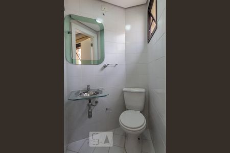 Lavabo de apartamento para alugar com 1 quarto, 58m² em Jardim Ampliação, São Paulo