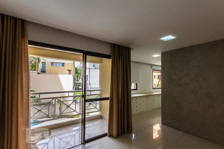 Sala de apartamento para alugar com 1 quarto, 58m² em Jardim Ampliação, São Paulo