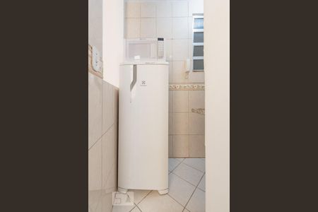 Cozinha de kitnet/studio para alugar com 1 quarto, 24m² em Catete, Rio de Janeiro