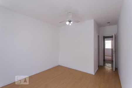 Casa de condomínio para alugar com 240m², 4 quartos e 1 vagaSuíte
