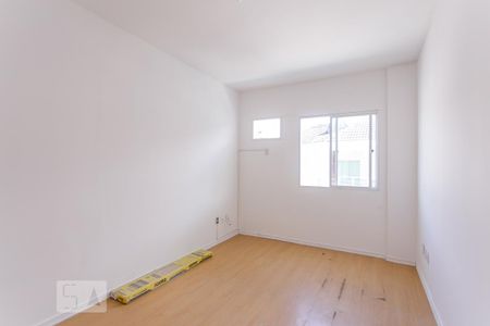 Casa de condomínio para alugar com 240m², 4 quartos e 1 vagaQuarto